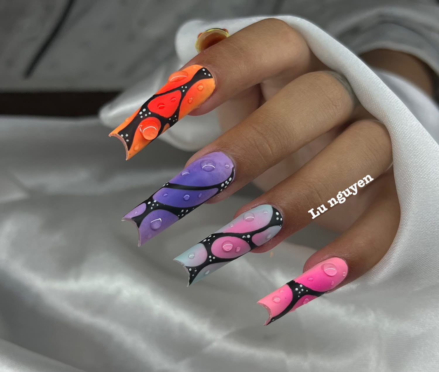 Colorful Butterfly Gradient Black